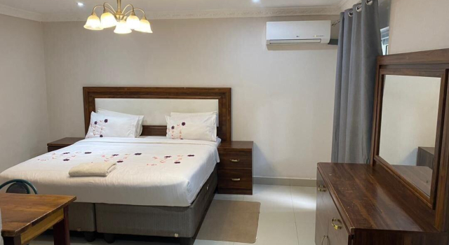 Zambezi Ultima Lodge, Book Vacation Home Villas in Livingstone, Villa