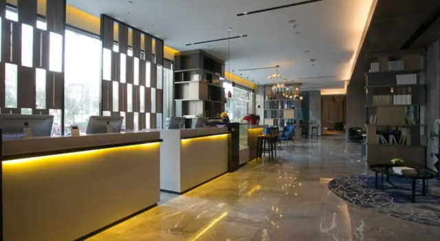 Echarm Hotel Wuxi Zhongnan Road Rubber Duck Theme Branch, Prenota Hotel Wuxi Jiangsu