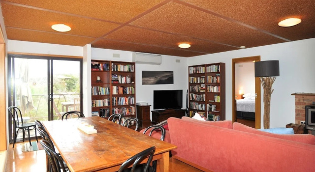 Shangri-La On Surf Parade - Free Wifi!, Book Hotel Inverloch 