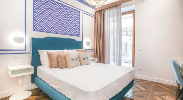 Люкс Deluxe с балконом Cafè Latino Suites
