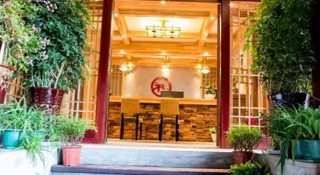 Qianheshun Hotel