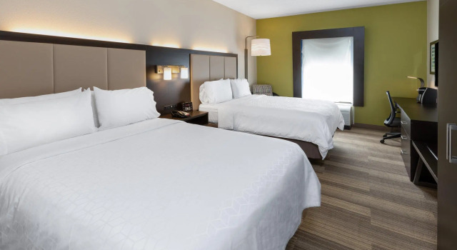 Четырёхместный номер Standard Holiday Inn Express Minden by IHG