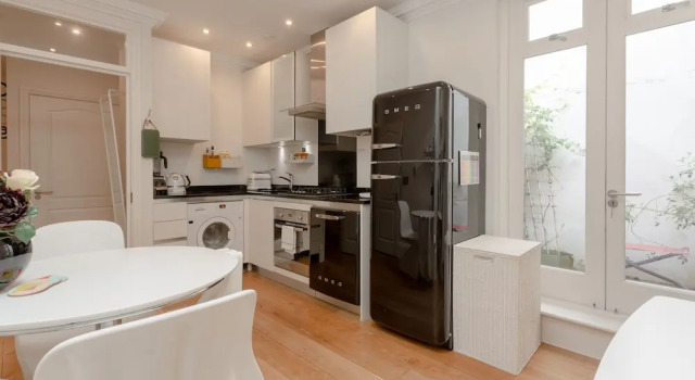 Modern 1 Bedroom Flat in Highbury, Забронировать Отель Отели Лондона 3 звезды, рядом с Арсенал, 3*
