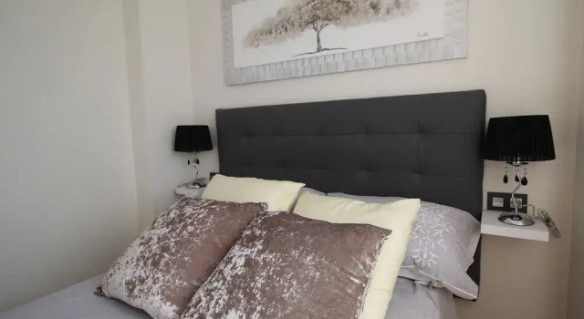 Rueda Lopez - Esplendido apartamento de lujo, Забронировать Апартаменты/квартира Отели Альмерия с парковкой, рядом с Церковь Святого Себастьяна, Парковка