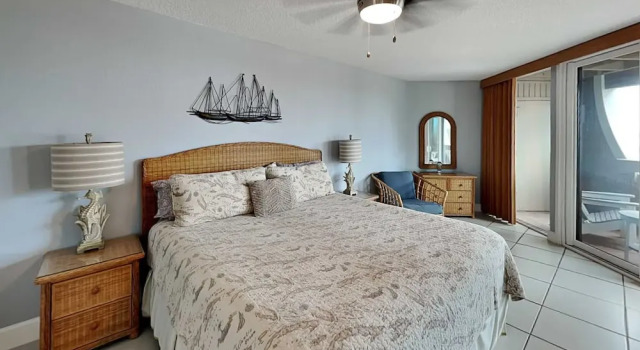 Oceanfront Luxury 2BR Condo New Rental, Rezerwuj Apartament Hotele w Saint Augustine Area z parkingiem, Parking