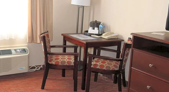Шестиместный люкс Best Western Plus Concord Inn