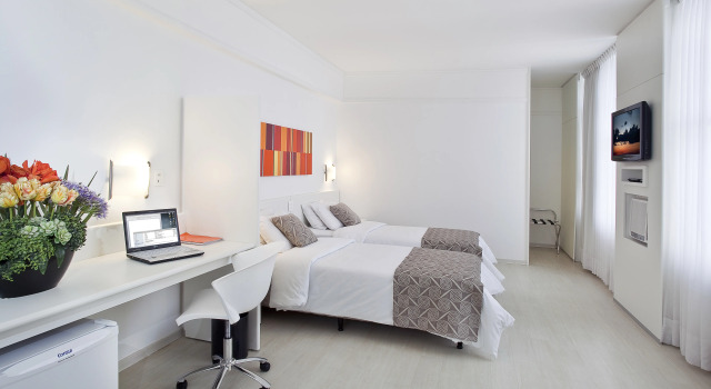 Hotel Boulevard Plaza
