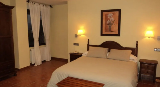 La Encina Centenaria, Book Hotel Hoteller i Monachil med parkering, Parkering
