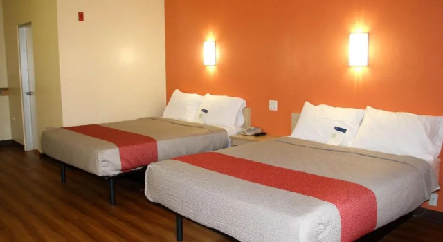 Четырёхместный номер Standard Motel 6-Warwick, RI - Providence Airport - I-95