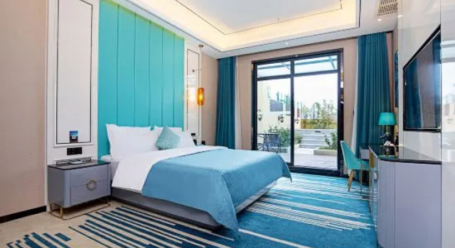 Люкс Deluxe Xana Hotelle Hotel (Zhengzhou Yijia Jiaju Wangzhai Subway Station)
