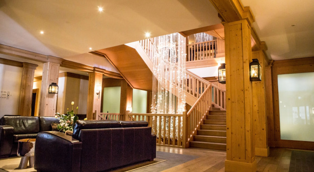 Chalet RoyAlp Hôtel & Spa, Rezerwuj Chalet Hotele w Vaud z basenem, Basen