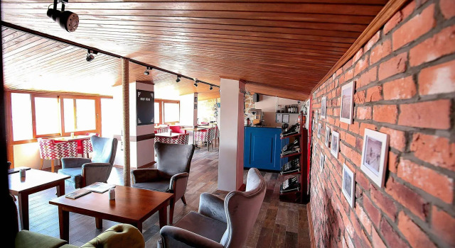 Menendi Otel