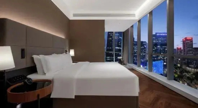 Двухместный люкс Luxury Shenzhen Auspices Hotel