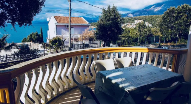 Huoneisto Villa Perla