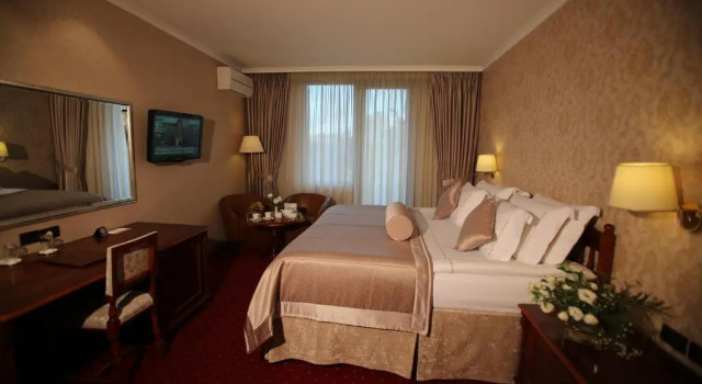 Одноместный номер Deluxe Grand Hotel & Spa Tirana
