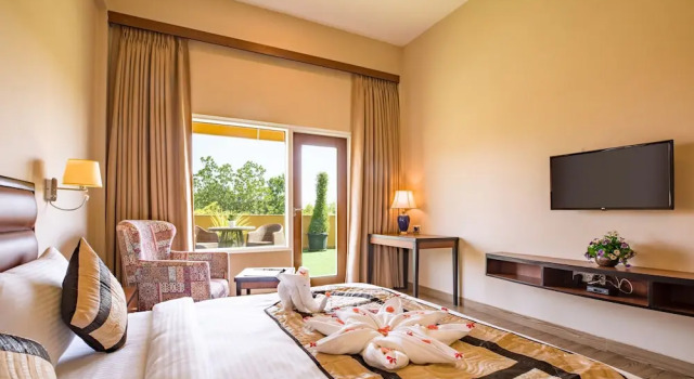 Люкс Executive The Lalita Grand Mathura- Vrindavan