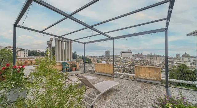 Апартаменты Superior Bright Apartment A Few Steps From Via Garibaldi