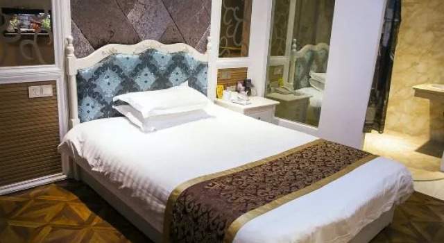 Kaiyue Business Hotel, Prenota Hotel Wenzhou Zhejiang