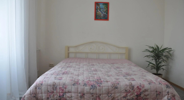 Apartments Theatre Shepkina 2 room, Varaa Huoneisto Sumy 