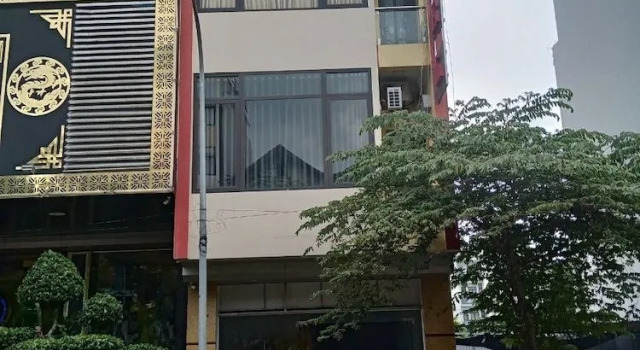 Nha Nghi Hoang Gia
