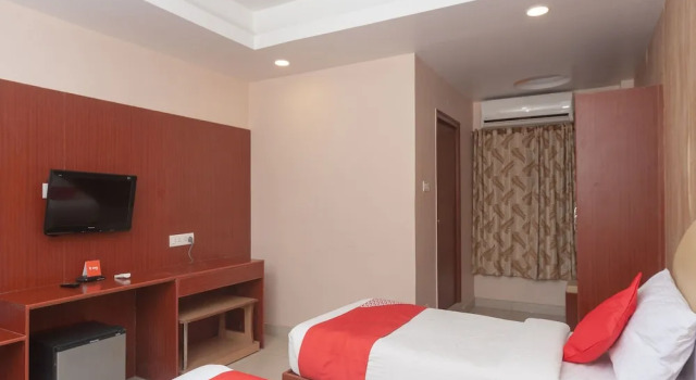 OYO 1843 Hotel PLR Kandy, Rezervovat Hotel Hotely v Andhra Pradesh s parkováním, Parkování
