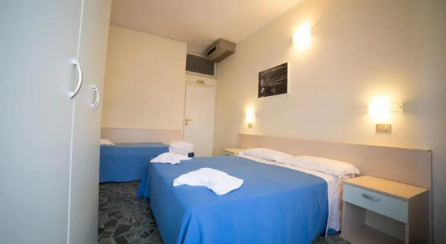Трёхместный номер Hotel Europa