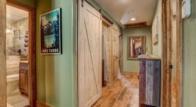 Willow's Hideaway - Pet Friendly Cozy Cabin!