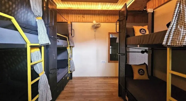 Seng i sovesal (sovesal til kvinder) The Hosteller Chakrata