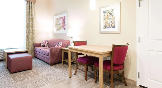 Четырёхместный люкс Homewood Suites by Hilton Concord
