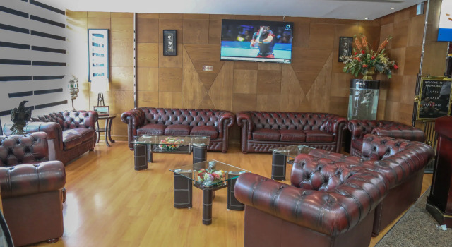 Abjad Crown Hotel