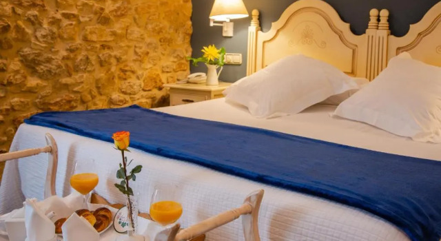 Четырёхместный номер Hotel Palacio De La Viñona