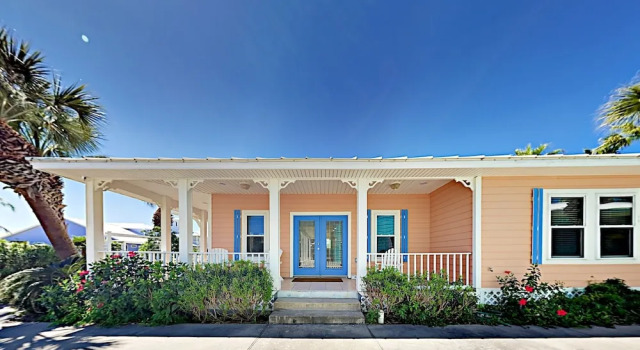 MR193 Breezy Palms - 3 Br Home