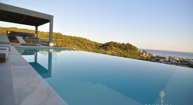 Zennova Kassandra, Book Hotel Thessaloniki Macedonia