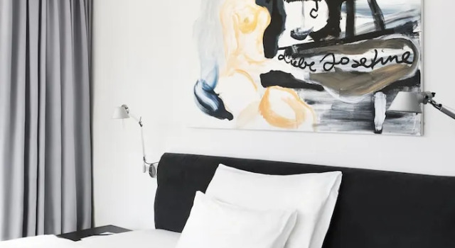 Номер Standard с балконом Augarten Art Hotel, a Member of Design Hotels