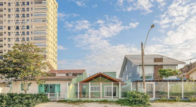 House on the Beachfront of Pereque SC Aaf378, Забронировать Отель Порту-Белу Санта-Катарина
