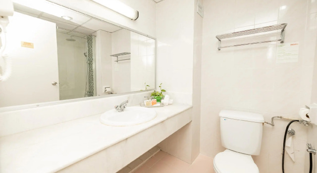 Трёхместный номер Deluxe Hotel Grand Continental Langkawi