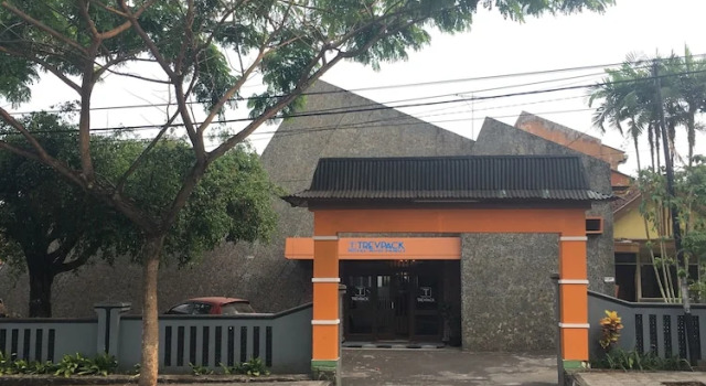Hotel Budi Famili 2 by OYO Rooms