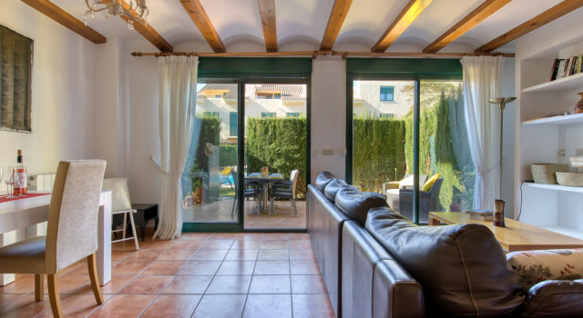 Holiday Home Golden Park, Забронировать Дом для отпуска Коттеджи Хавеа, рядом с Пляж Ареналь, Коттедж