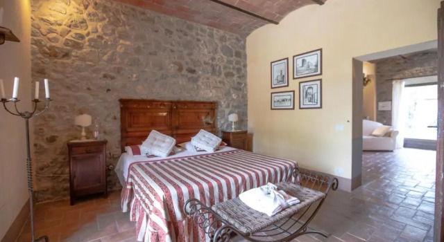 Podere Sant'alberto With Pool, Забронировать Отель Отели Валь д’Орча с бассейном, Бассейн