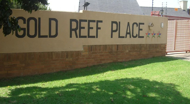 Gold Reef Place, Забронировать Отель Йоханнесбург Гаутенг, рядом с Парк аттракционов Gold Reef City и казино