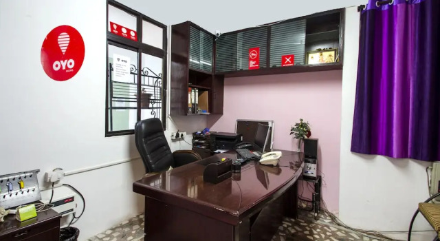 OYO 8271 Elite Homes, Rezerwuj Hotel Hotele w Telangana z parkingiem, Parking