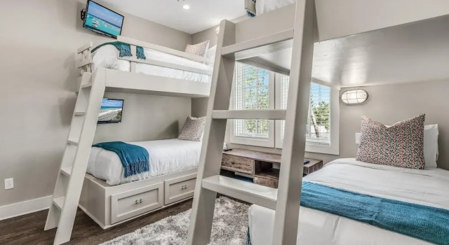 Rolling Dunes - 92 N Winston Lane