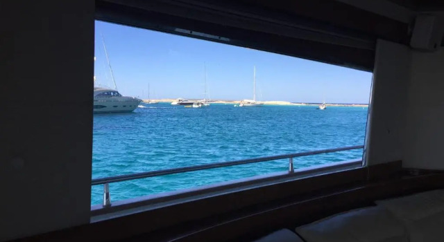 Leigh Yacht, Забронировать Отель Сант-Марти Барселона, рядом с Рынок Барселонеты