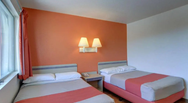 Четырёхместный номер Standard Motel 6 Casper