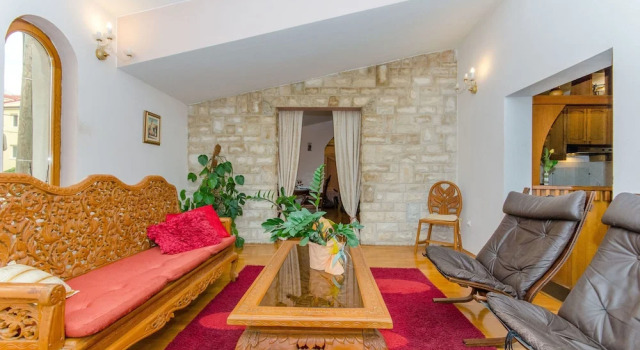 Apartman Lucija, Rezerwuj Apartament Hotele w Split-Dalmatia County z parkingiem, Parking