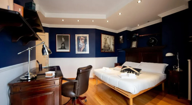 Navy Apartment by Wonderful Italy