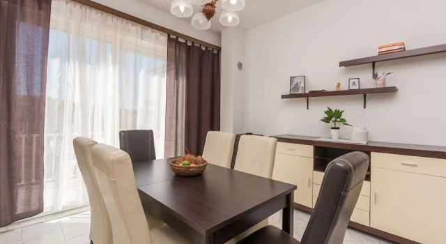 Apartments Mactra, Забронировать Апартаменты/квартира Отели Биоград-на-Мору с парковкой, рядом с Частный Пляж «Кемп Сенди», Парковка