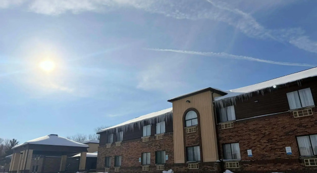 Comfort Inn Holland, Varaa Hotelli Holland 