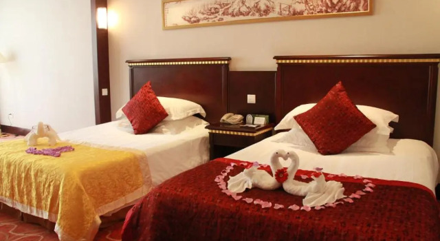 Двухместный номер Deluxe Shanghai Golden Jade Sunshine Hotel