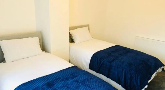 Коттедж 4 Bedroom Lovely Home in Loughborough Town & Uni